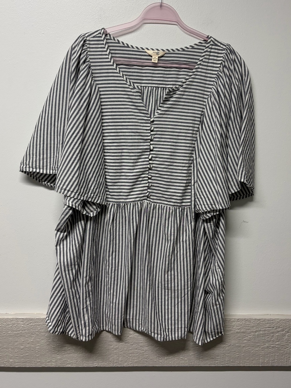 Plus Size 4X Top - Picture 1 of 6